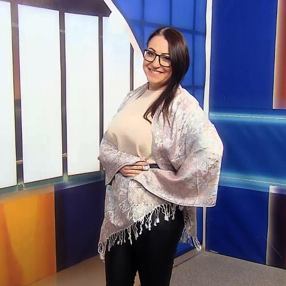 100% Valódi Pashmina Kasmír Sál-Kendő, 70 cm x 180 cm, Fényes Kasmír Mintás Rózsaszín és Fehér 2 100% Valódi Pashmina Kasmír Sál-Kendő, 70 cm x 180 cm, Fényes Kasmír Mintás Rózsaszín és Fehér - Ékszer Galéria