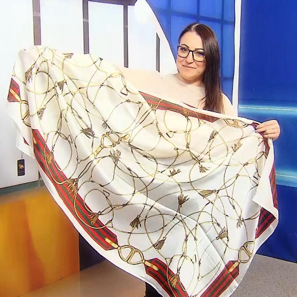 Lánc és csat mintázatú, krém színű, 100% selyemsál, 90x180cm 4 100% Valódi Selyem Sál-Kendő, 90 cm x 180 cm, Arany Lánc Mintás, Krém - Ékszer Galéria