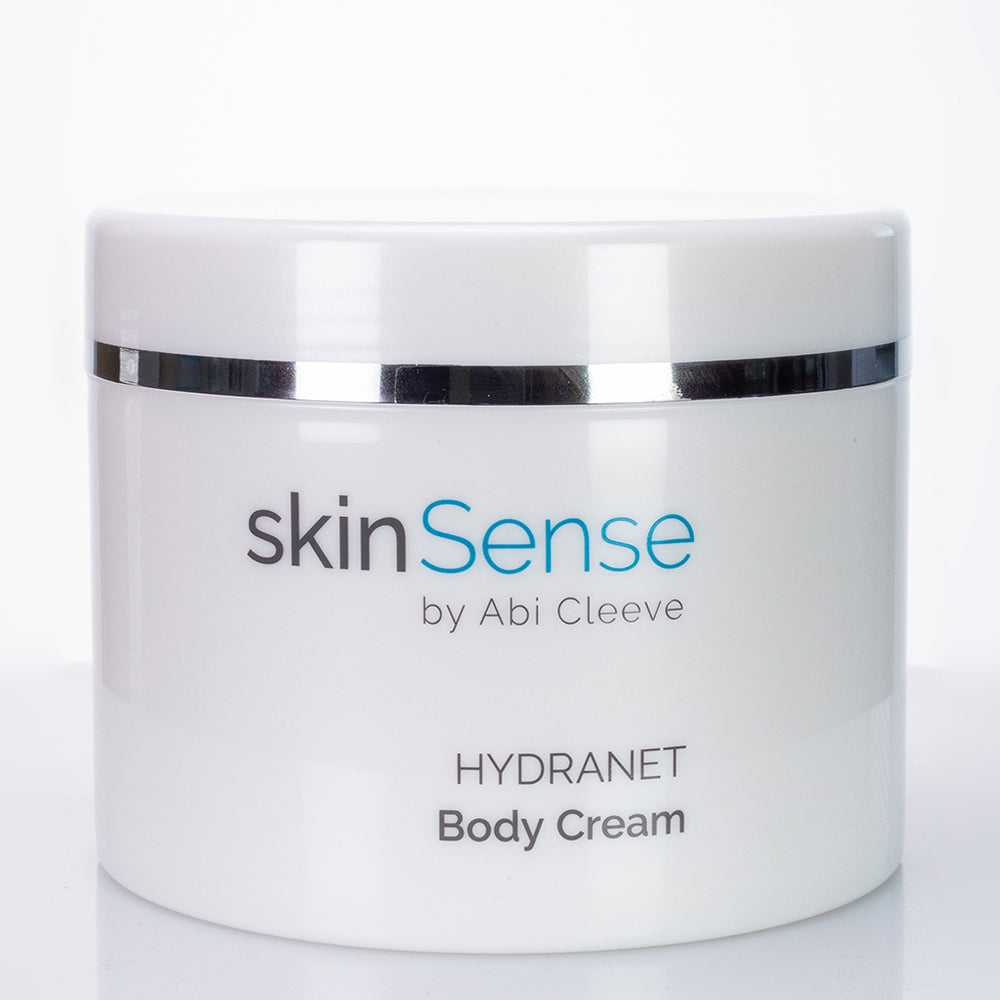 SkinSense 2 Lépéses Bőrápoló Kollekció: SkinSense Testápoló Krém 400 ml és Testradír 200 ml 6 